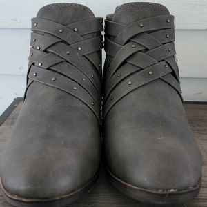 Womans Ankle Boots